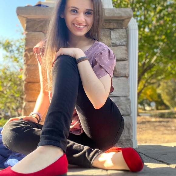 Meet your Posher ❤️💜 - Picture 1 of 15